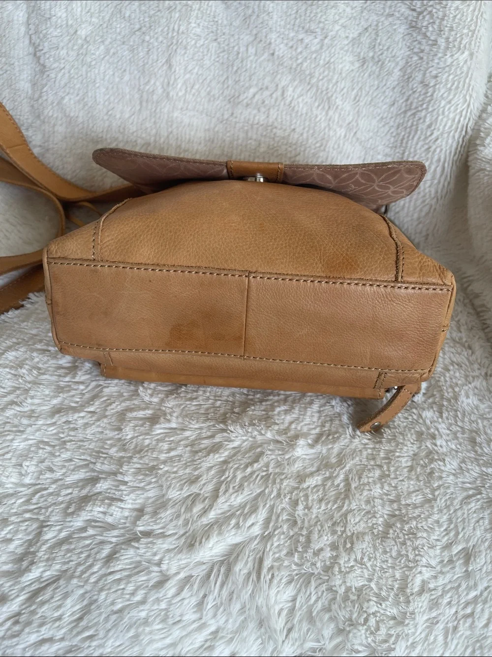 Fossil adjustable messenger